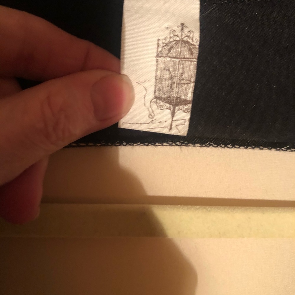 Top - Picture 2 of 4